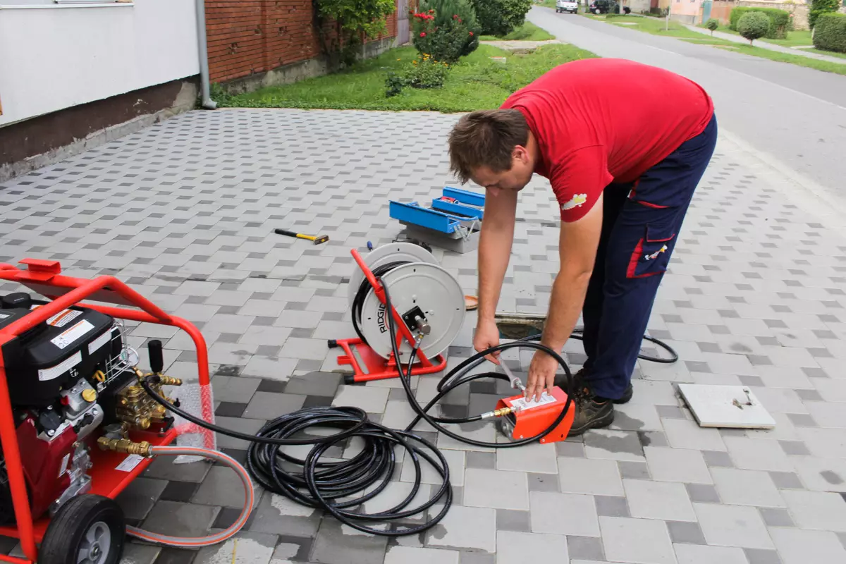 Odvod, odštopavanje Odštopavanje odvoda Osijek, RH