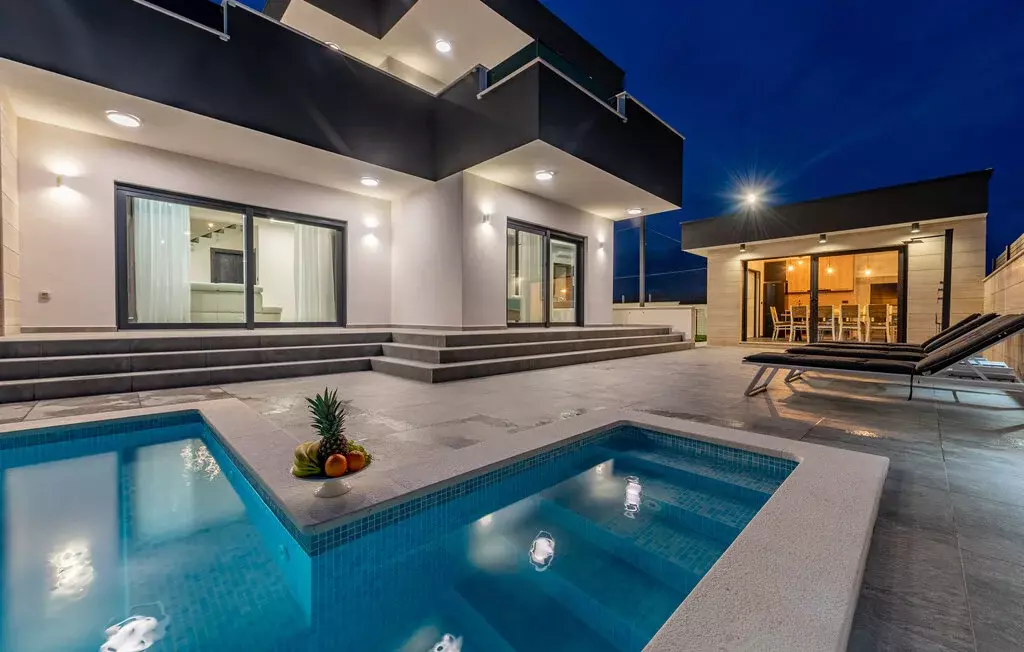 Bazen Održavanje privatnih bazena u Zadru