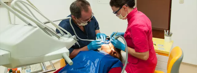 Najbolja oralna kirurgija, fiksna i mobilna protetika estetska stomatologija u Velom Lošinju