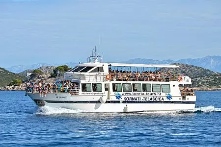 Organizacija izleta uz najam plovila 