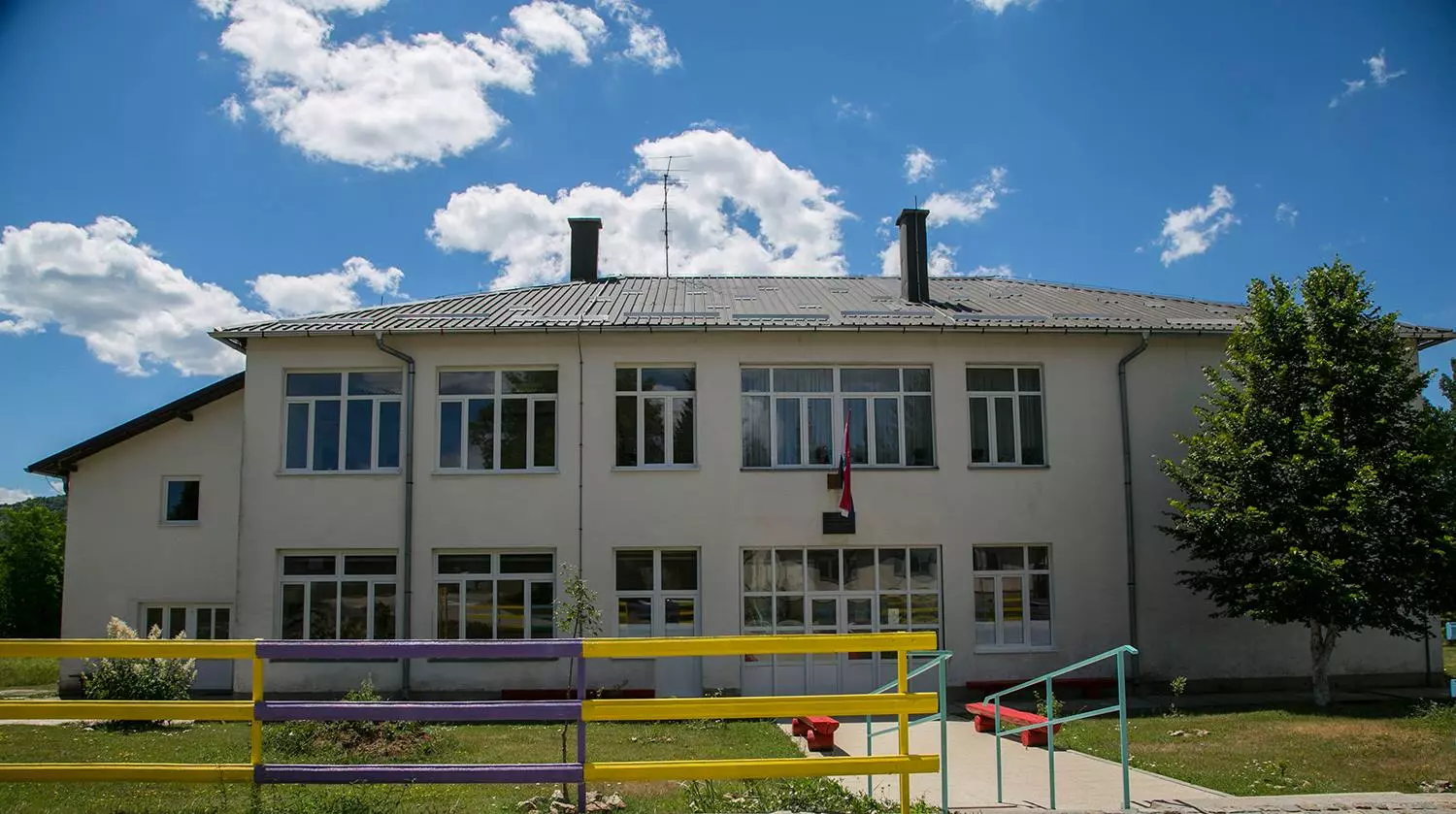 Osnovno_obrazovanje,Lovinac Osnovno_obrazovanje,Lovinac