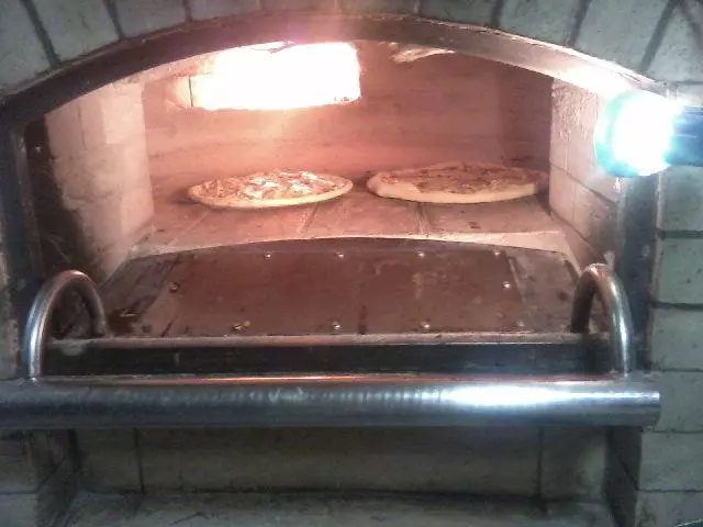 PizzaizkrusnepeciMarijaBistrica2