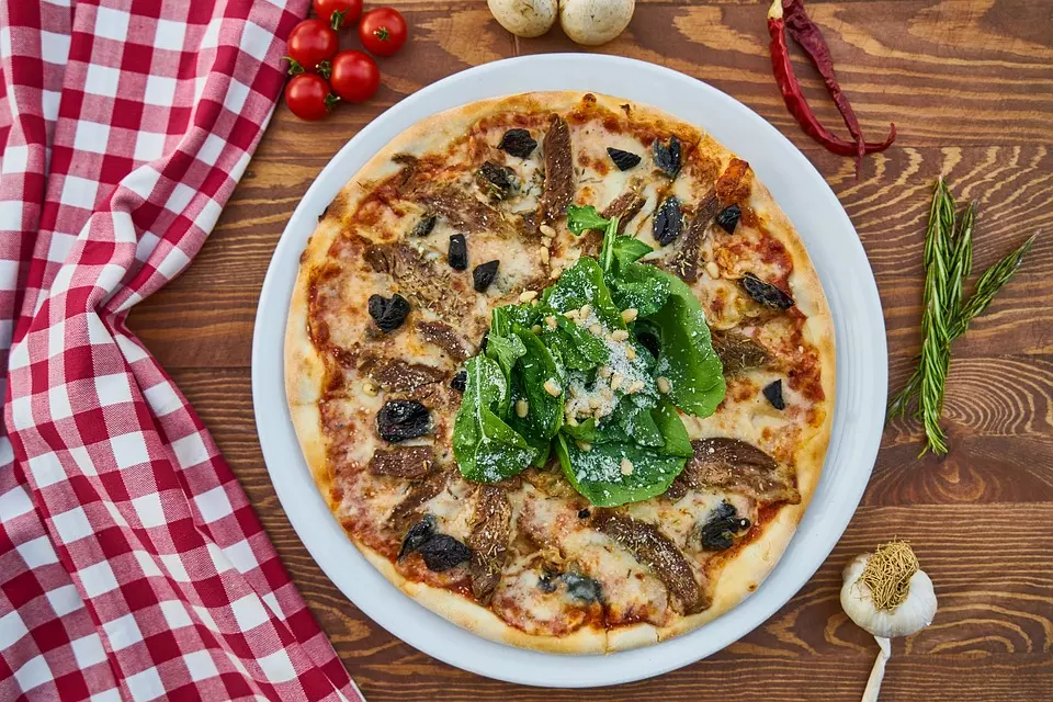 PizzaizkrušnepećiGradac3 PizzaizkrušnepećiGradac3