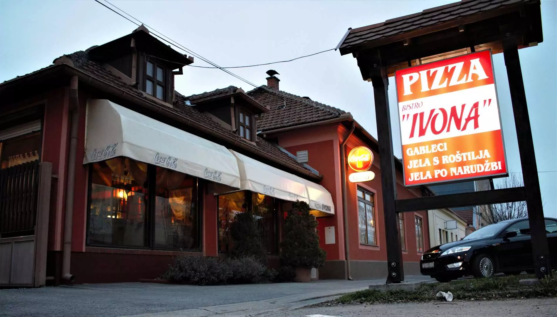 PizzeriaIvona2 PizzeriaIvona2