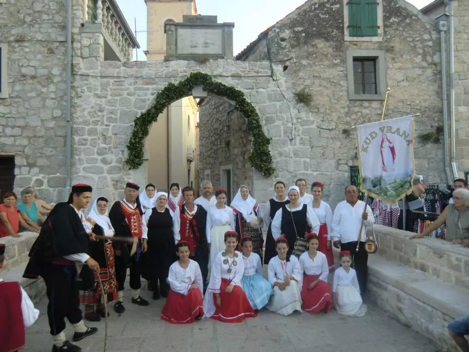 Pjesmeiplesovivranskogpodrucja3