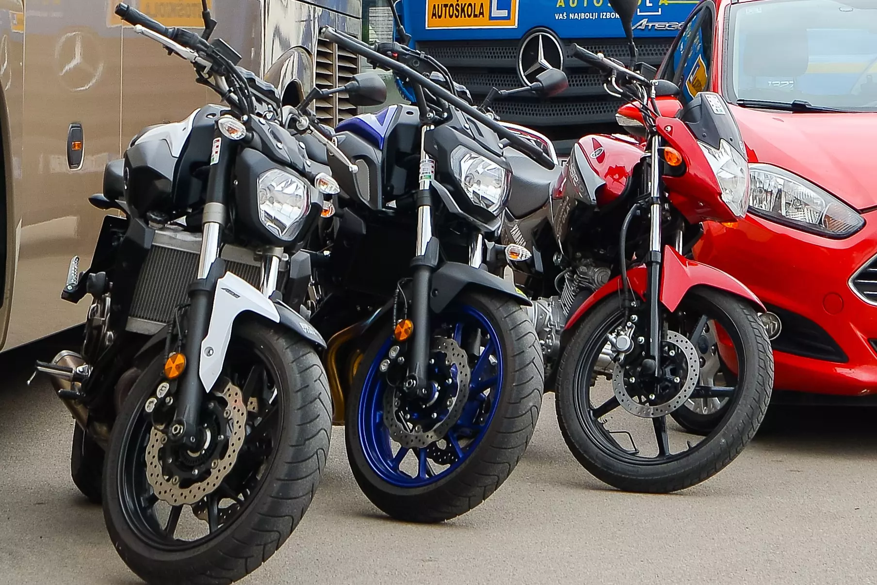 Polaganje_vozačkih_ispita_za_sve_kategorije_Vinkovci