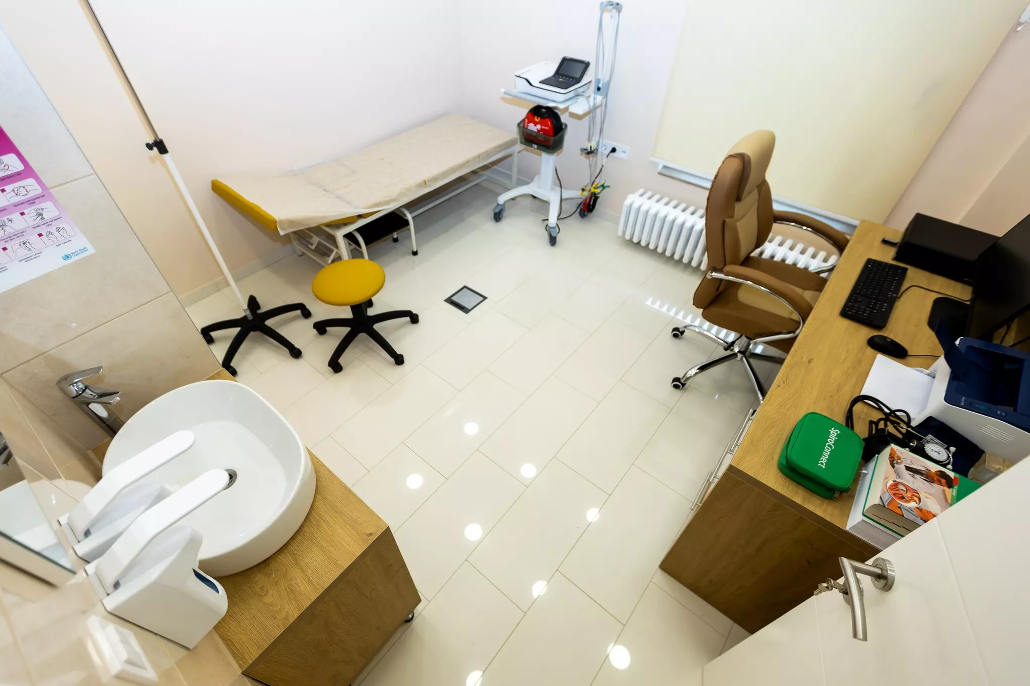 Internistička poliklinika sa ultrazvučnom i laboratorijskom dijagnostikom, Tuzla, BiH