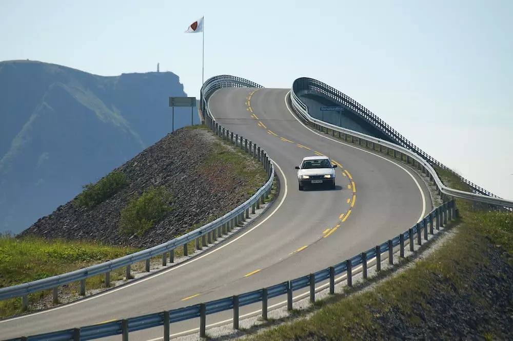 Pomoć na cesti Zagorje, RH