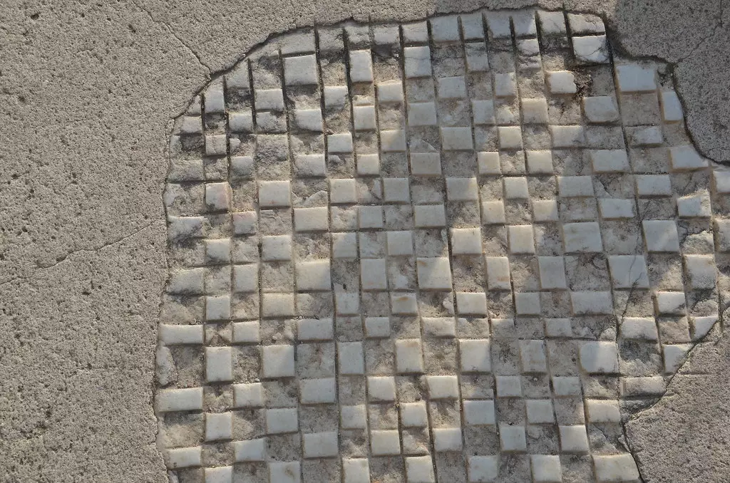 PostavljanjedekorativnihpodovaizidovaSplitskodalmatinskažupanija3