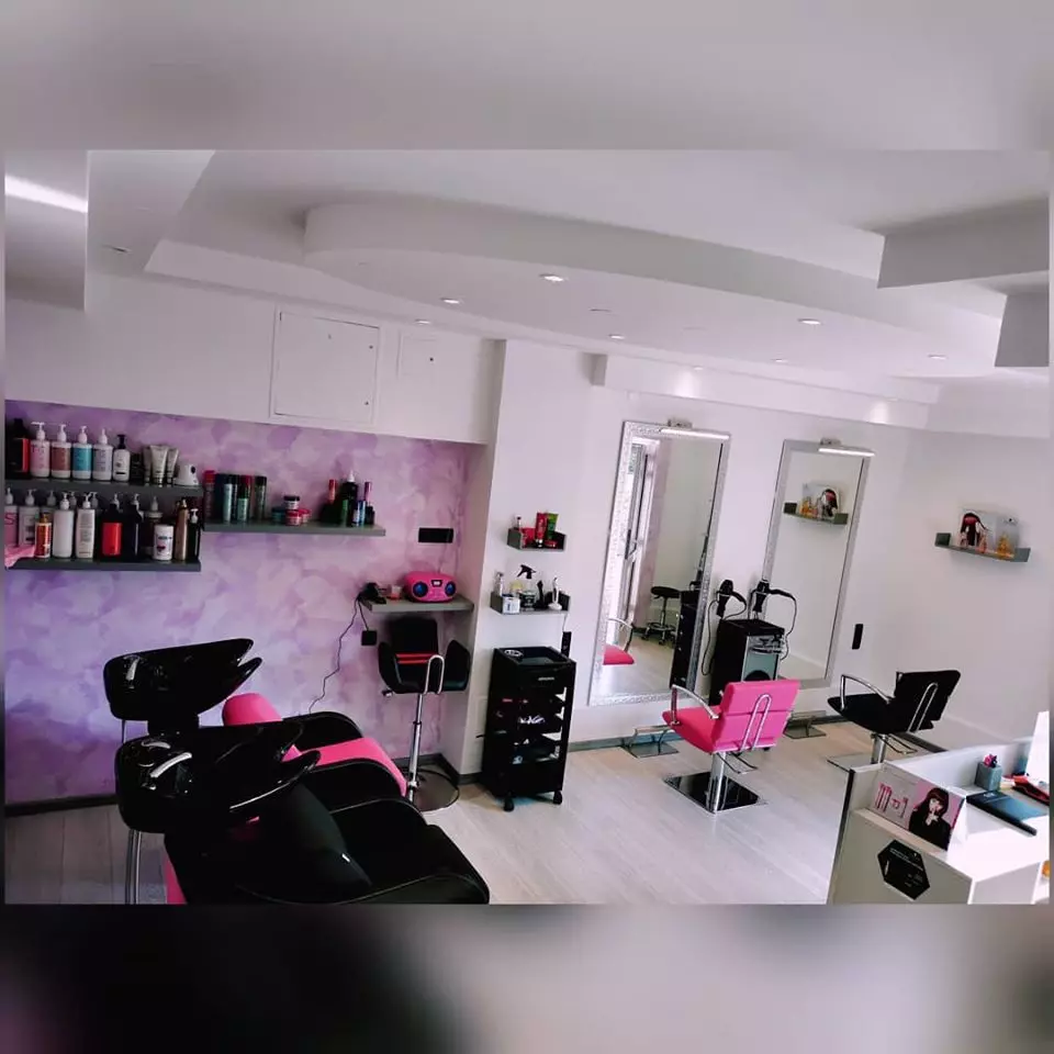 Povoljansalonzažene,muškarceidjecuRijeka2 Povoljansalonzažene,muškarceidjecuRijeka2