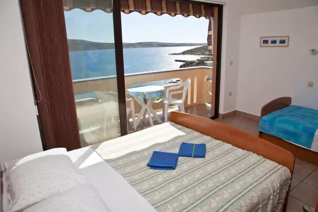 PovoljansmještajuapartmanuCres PovoljansmještajuapartmanuCres