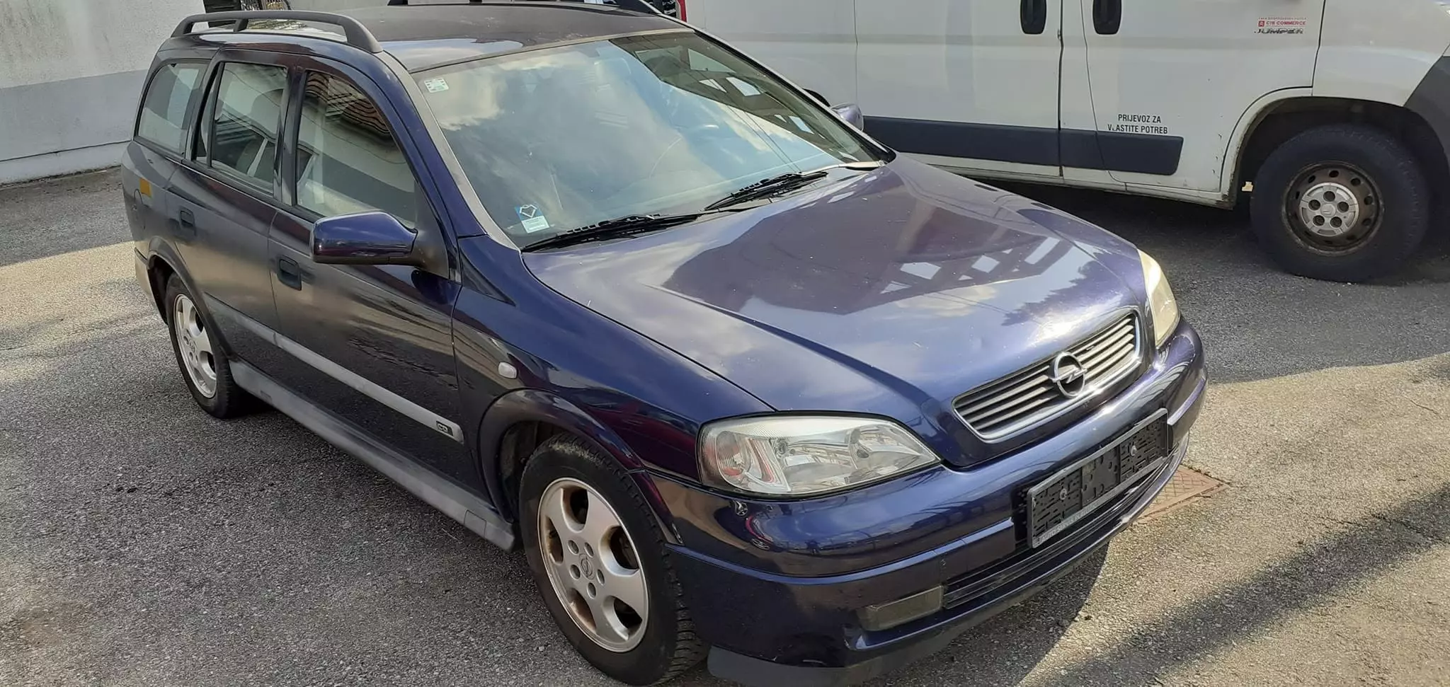 Pomoć na cesti za automobile Povoljna pomoć na cesti u Zagrebu
