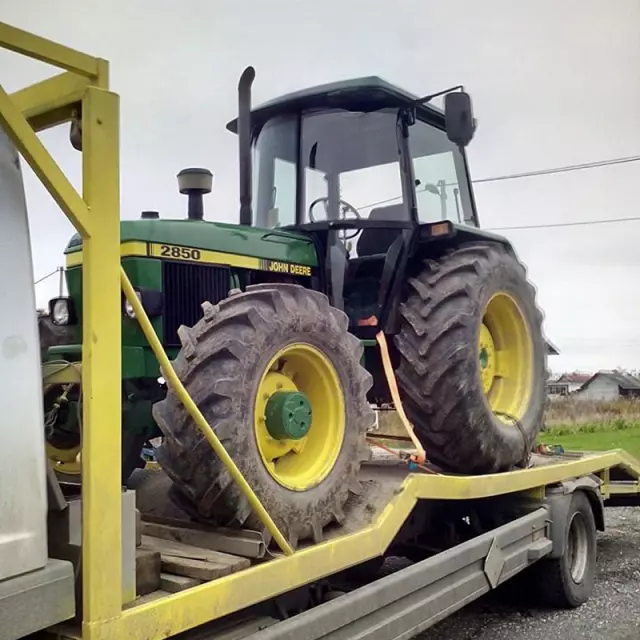 Vučna služba za autobus i kamion Vučna služba za kamione i autobuse Bjelovar, Hrvatska