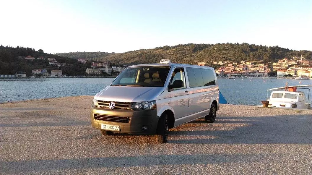 Prijevoz putnika Vela Luka na Korčuli