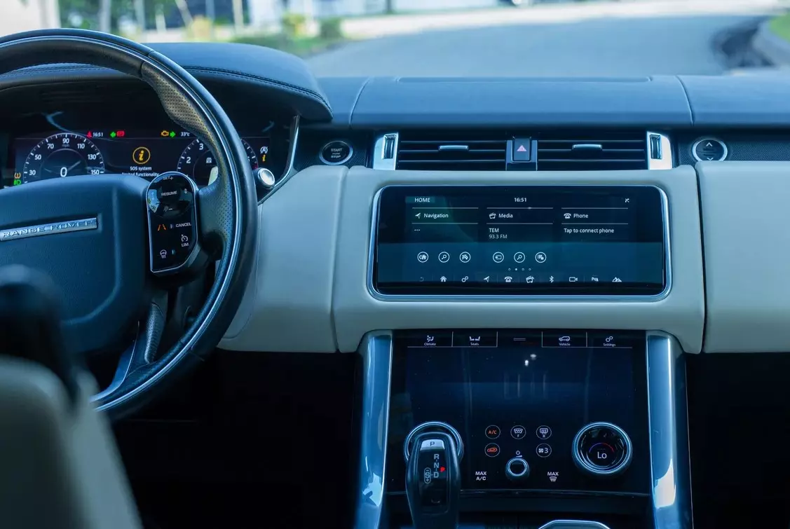 Reliable taxi transfers in Pula in Croatia