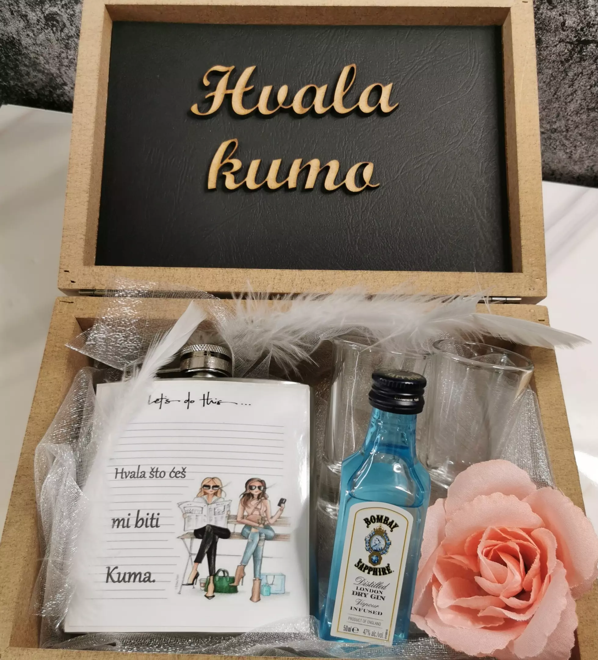 Prodaja_poklon_paketa_i_nakita_Rijeka