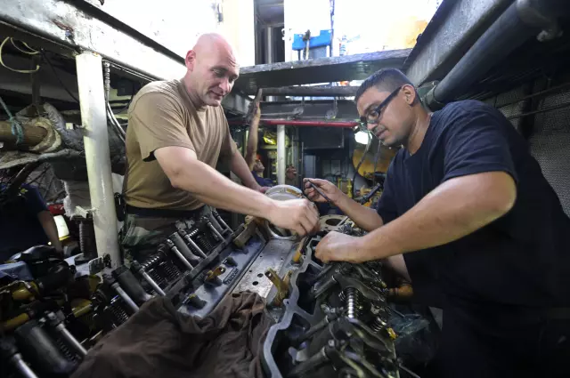 Profesionalnipopravakiodržavanjebrodskihmotora,Hrvatska Profesionalnipopravakiodržavanjebrodskihmotora,Hrvatska