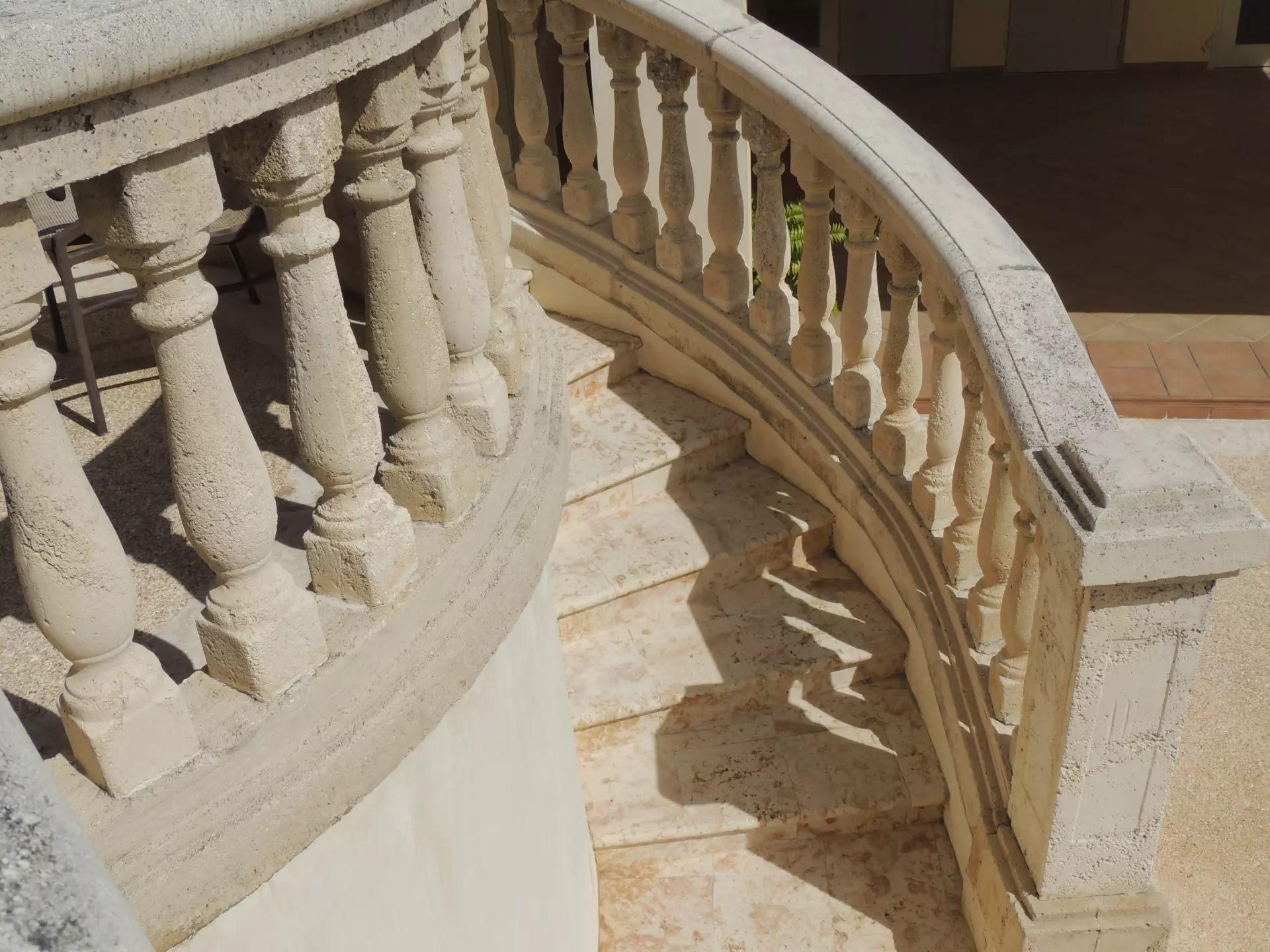 Proizvodi_i_stručnost_u_poslovanju Proizvodi_i_stručnost_u_poslovanju