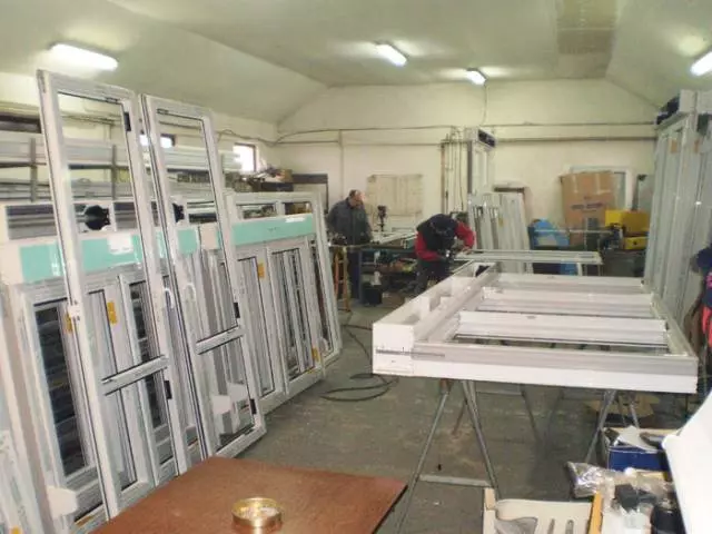 Proizvodnja i prodaja ALU i PVC stolarije vrata Osijek, Hrvatska