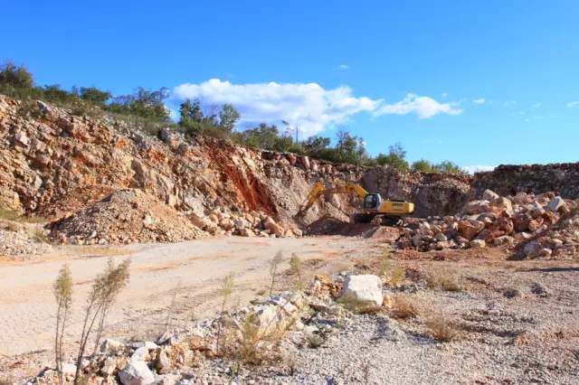 Proizvodnjaiprodajakamena,Novigrad