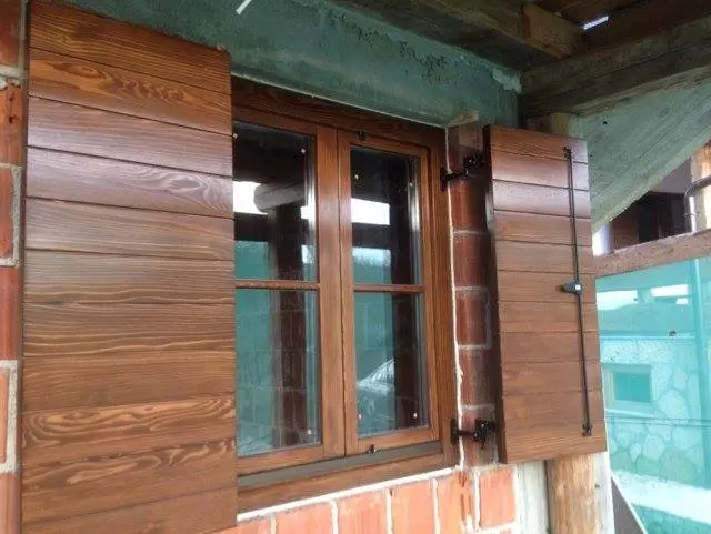 Prvorazredna_proizvodnja_prozora_i_vrata,NoviGolubovec