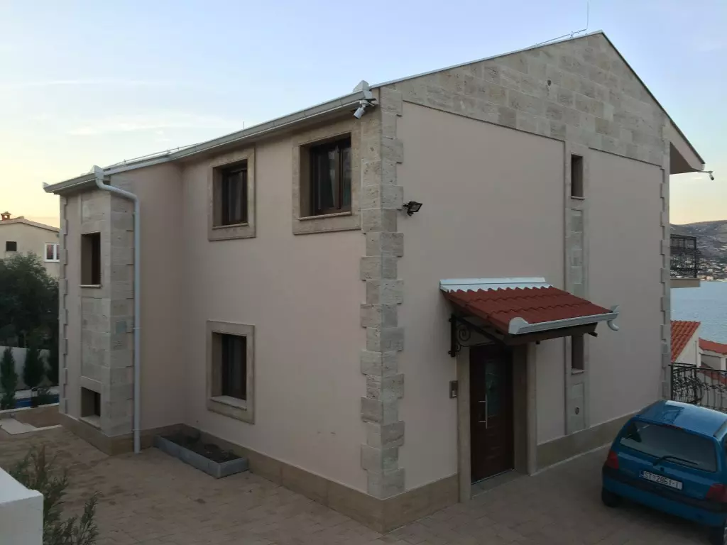 Gradnja od temelja do krova grad Trogir, Hrvatska