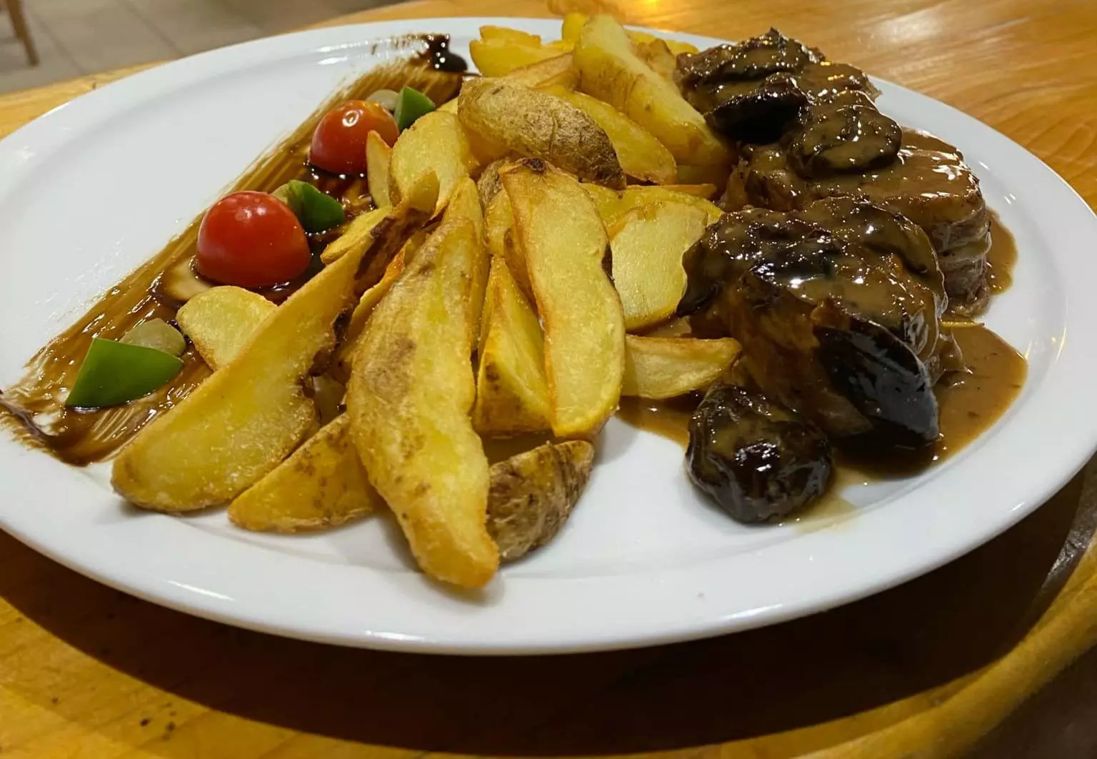 Dostava hrane i ponuda jela Najbolja ponuda jela i dostava hrane u Grubišnom Polju u Hrvatskoj