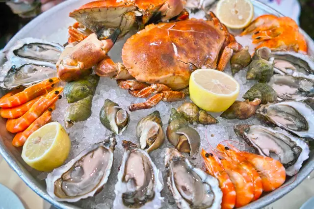 RestoranBaćinskajezeravrhunskispecijaliteti,Ploče34