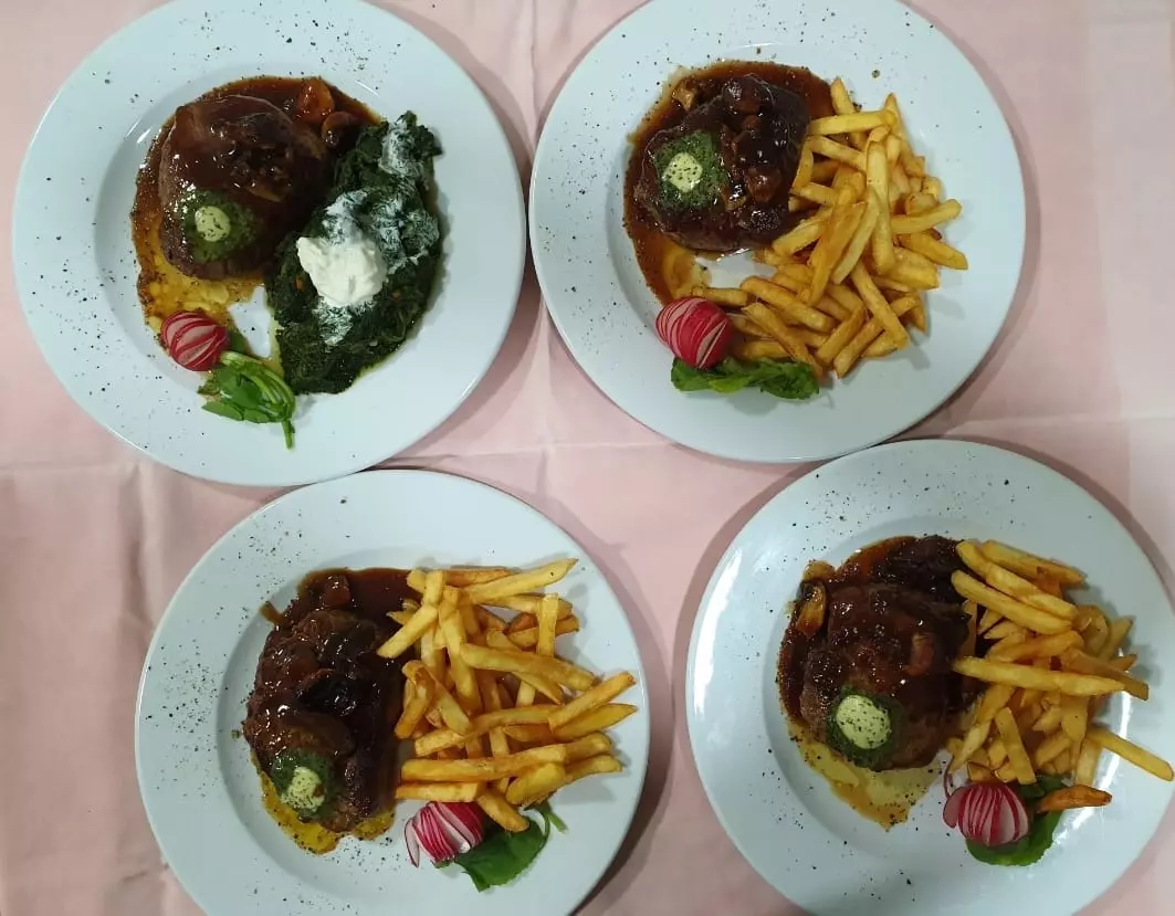 Restoran sa jelima po narudžbi Bihać, BiH