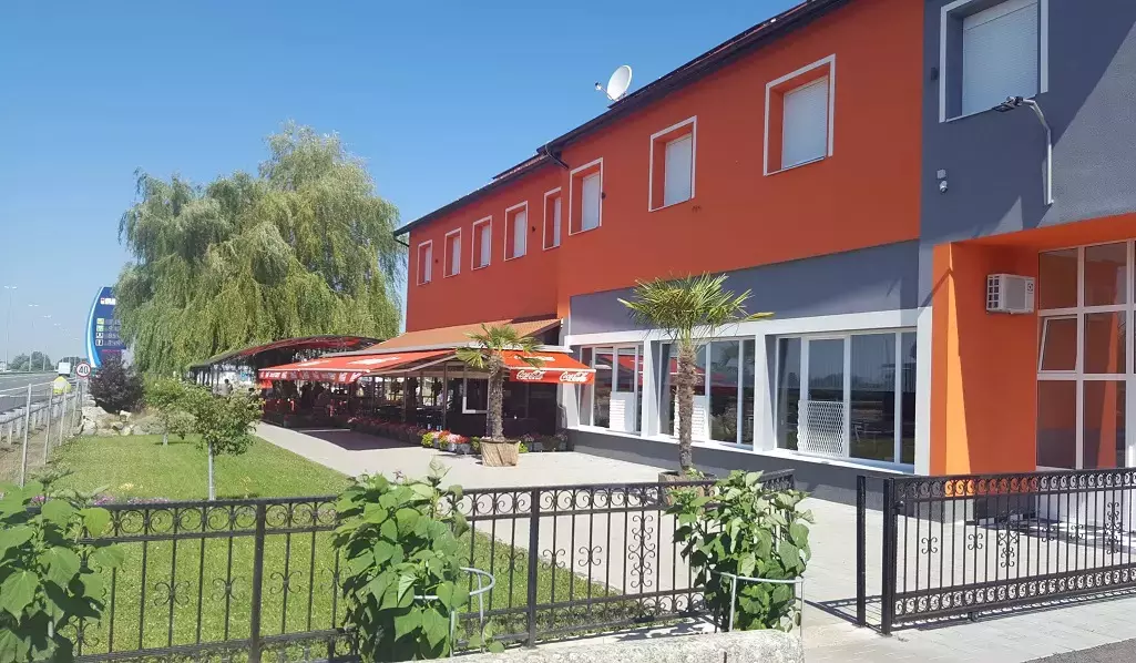 Kvalitetni domaći specijaliteti, Staro Petrovo Selo, Hrvatska