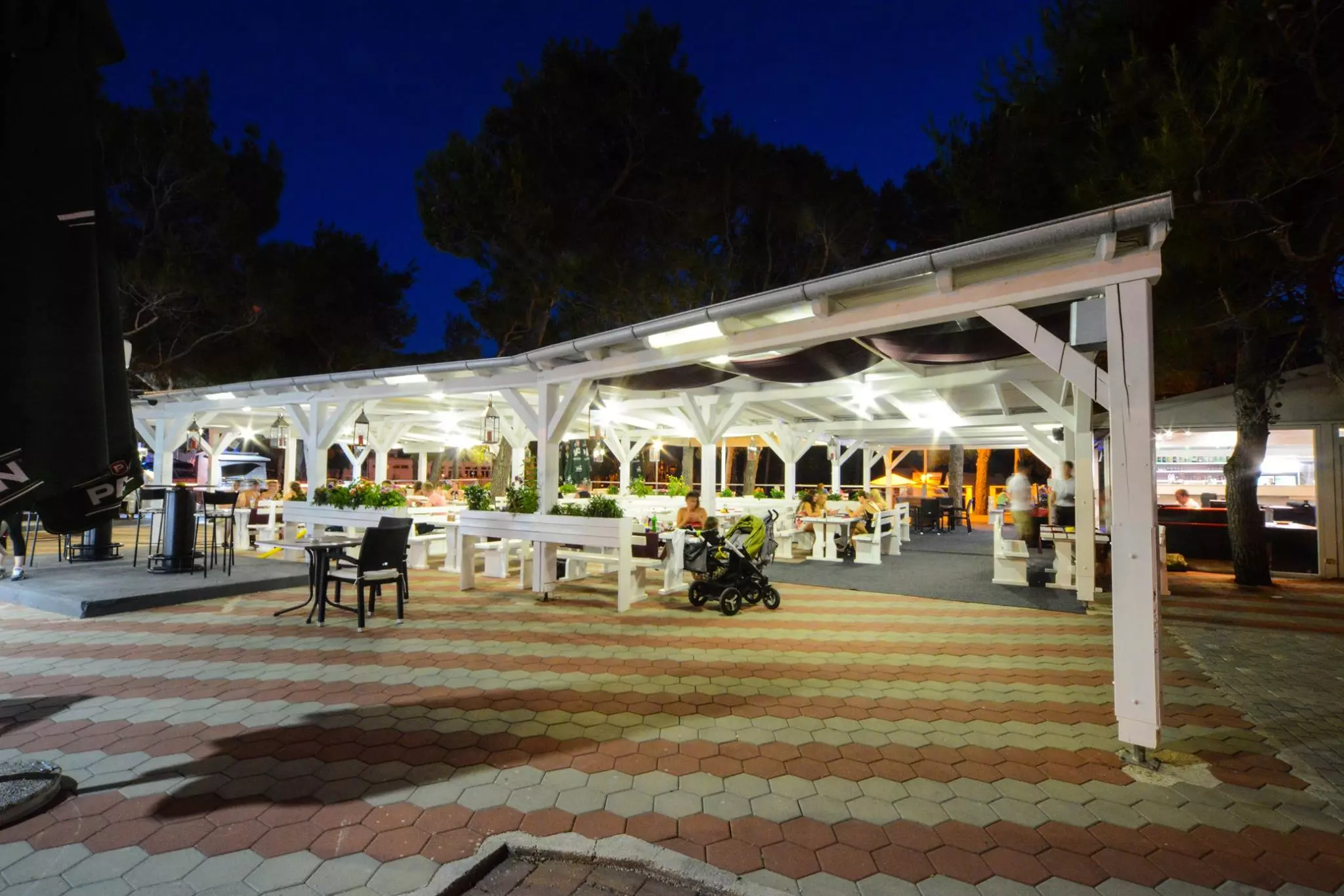 privatni parking restoran