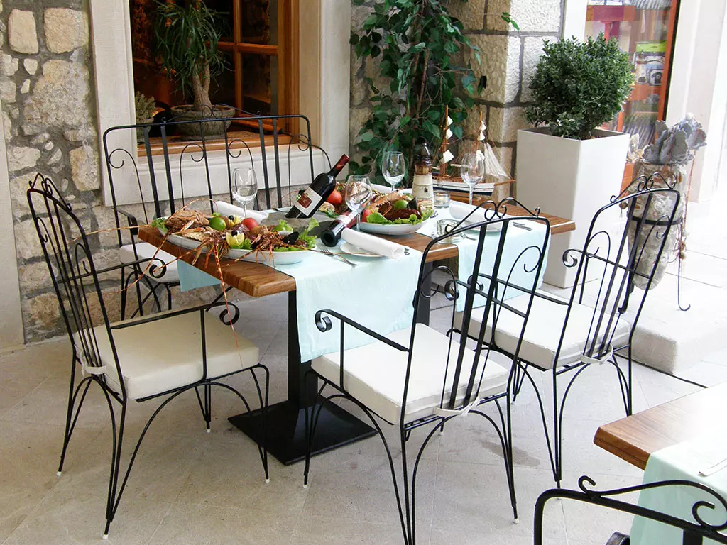 Restoran, smještaj i pansion 