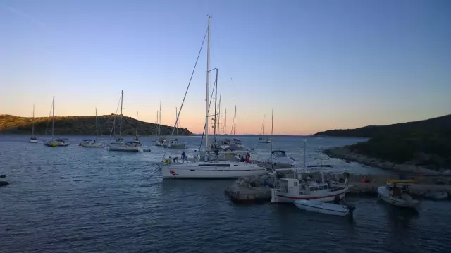 Ribljispecijaliteti,vezovi,bove,Žut,Murter Ribljispecijaliteti,vezovi,bove,Žut,Murter