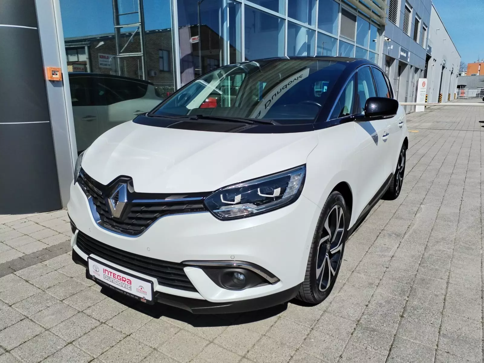 Servis i prodaja automobila Osijek, Hrvatska