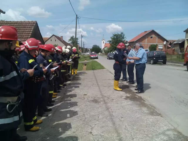 Servisiranjevatrogasnihaparataitehničkeintervencije,Pakrac