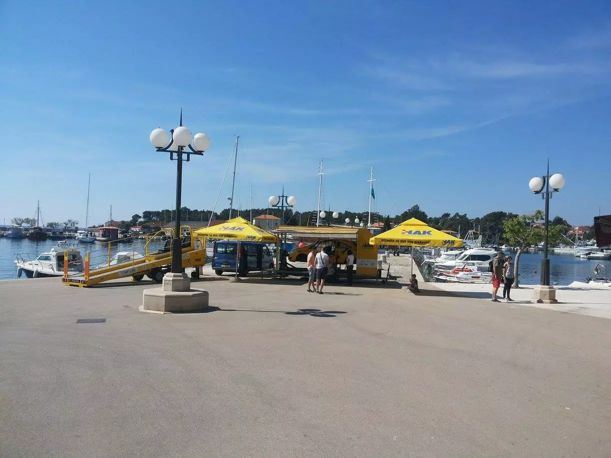 Servisizamjenaguma,Krk,Primorskogoranskažupanija,Hrvatska