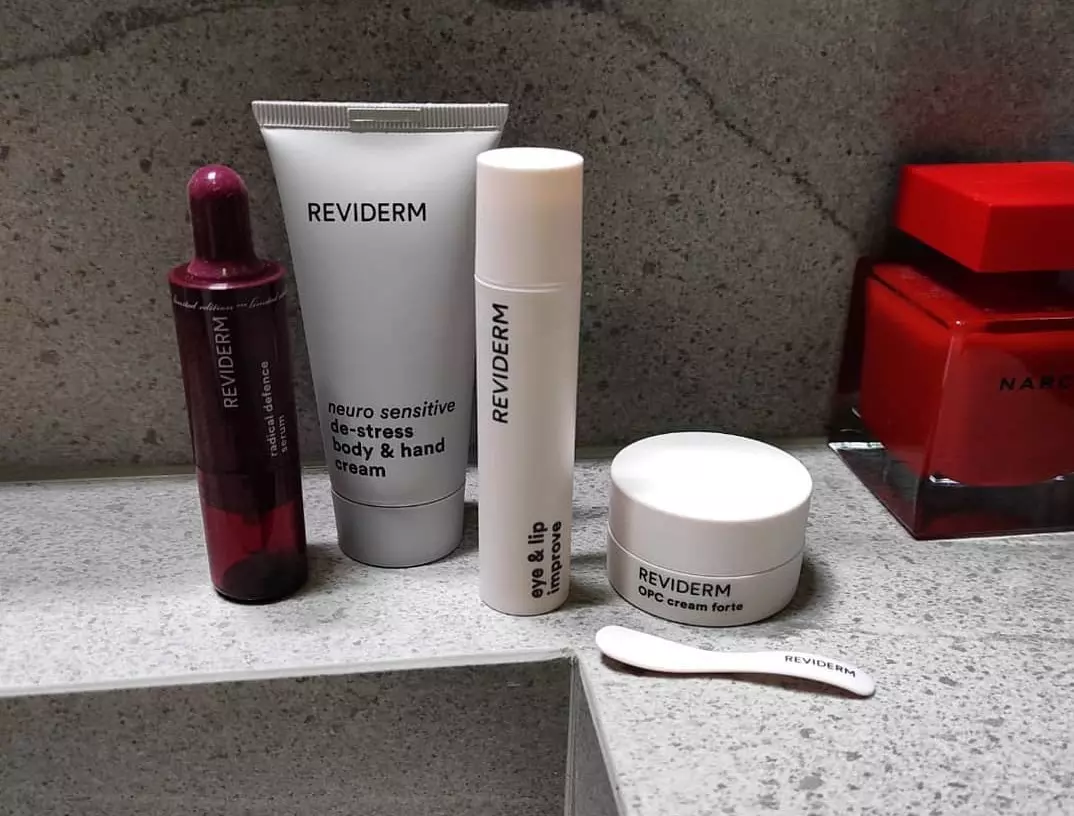 Kozmetički salon za njegu lica, kozmetičke usluge Kozmetički salon za njegu lica Zadar Hrvatska