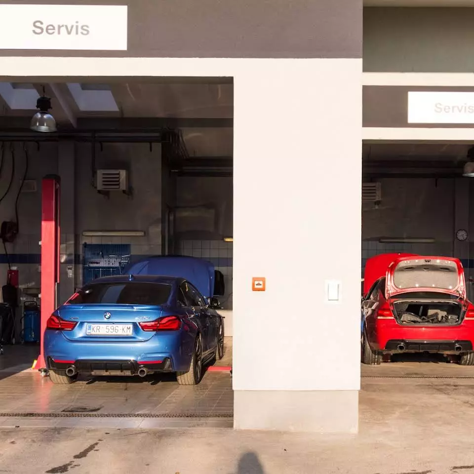 Usluge održavanja i popravka za vozilo Usluge popravka i održavanja vozila Zabok u RH