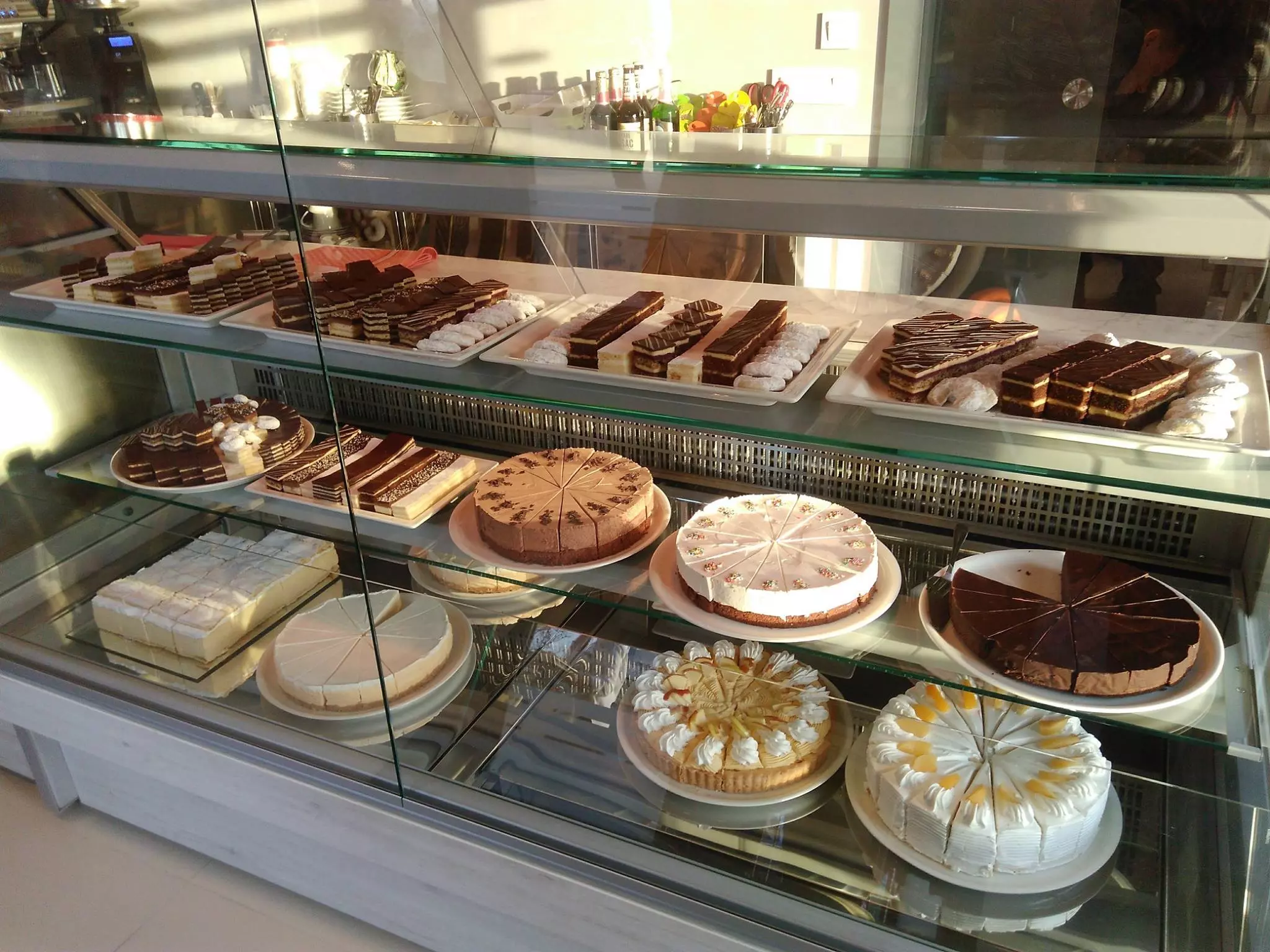 SlastičarnicaDugaveZagreb14 SlastičarnicaDugaveZagreb14