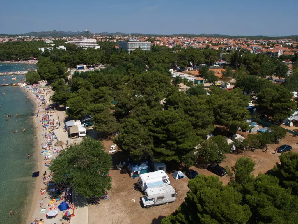 SmještajuautokampuihoteluVodice1 SmještajuautokampuihoteluVodice1