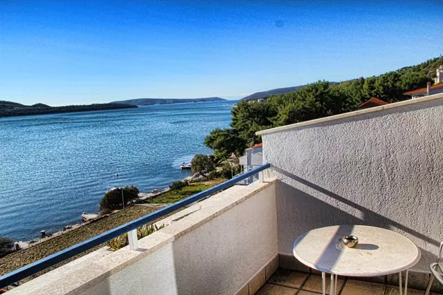 Sobe100modšljunčaneplažeTrogir3 Sobe100modšljunčaneplažeTrogir3