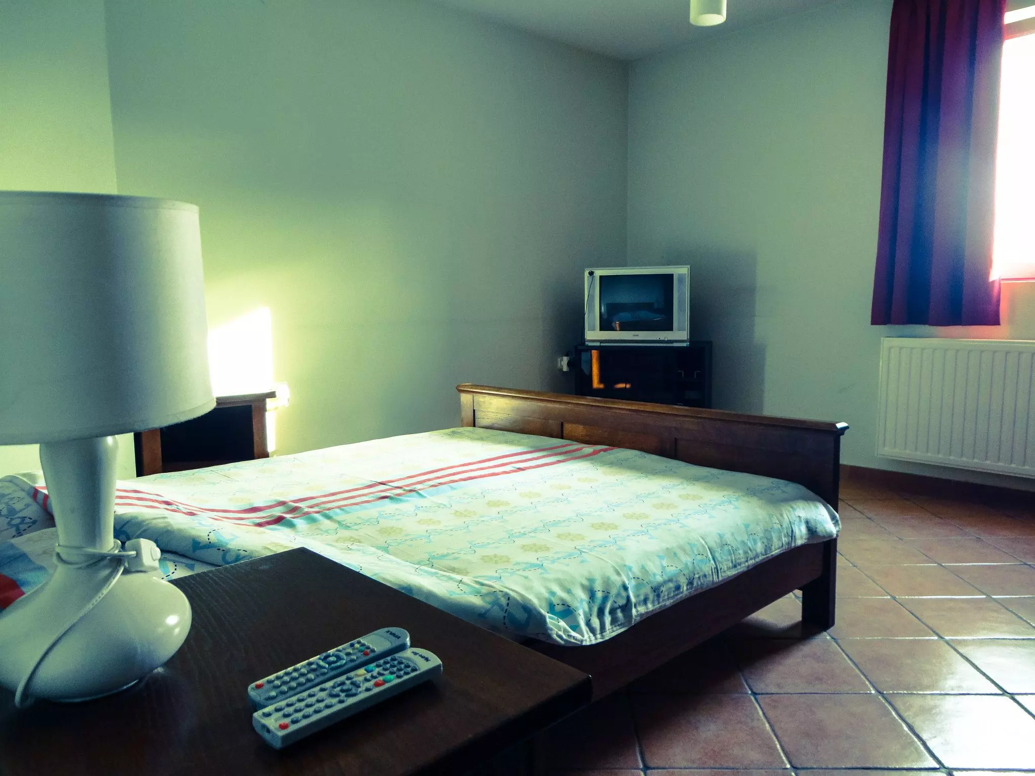 Sobe_za_prenoćište,apartmani,tiskara,staklo-rezački_i_brusački_radovi,proizvodnja_izostakla,Slavonski_Brod Sobe_za_prenoćište,apartmani,tiskara,staklo-rezački_i_brusački_radovi,proizvodnja_izostakla,Slavonski_Brod