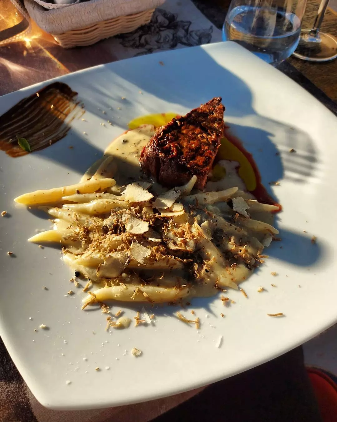 Specijaliteti od tartufa u restoranu Specijaliteti od tartufa u Bujama, Istra