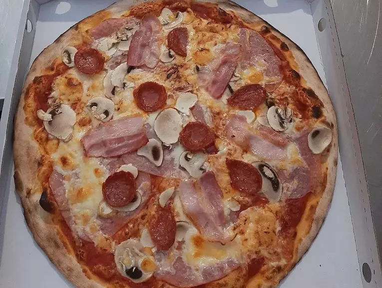 Pizze iz krušne peći grad Jastrebarsko