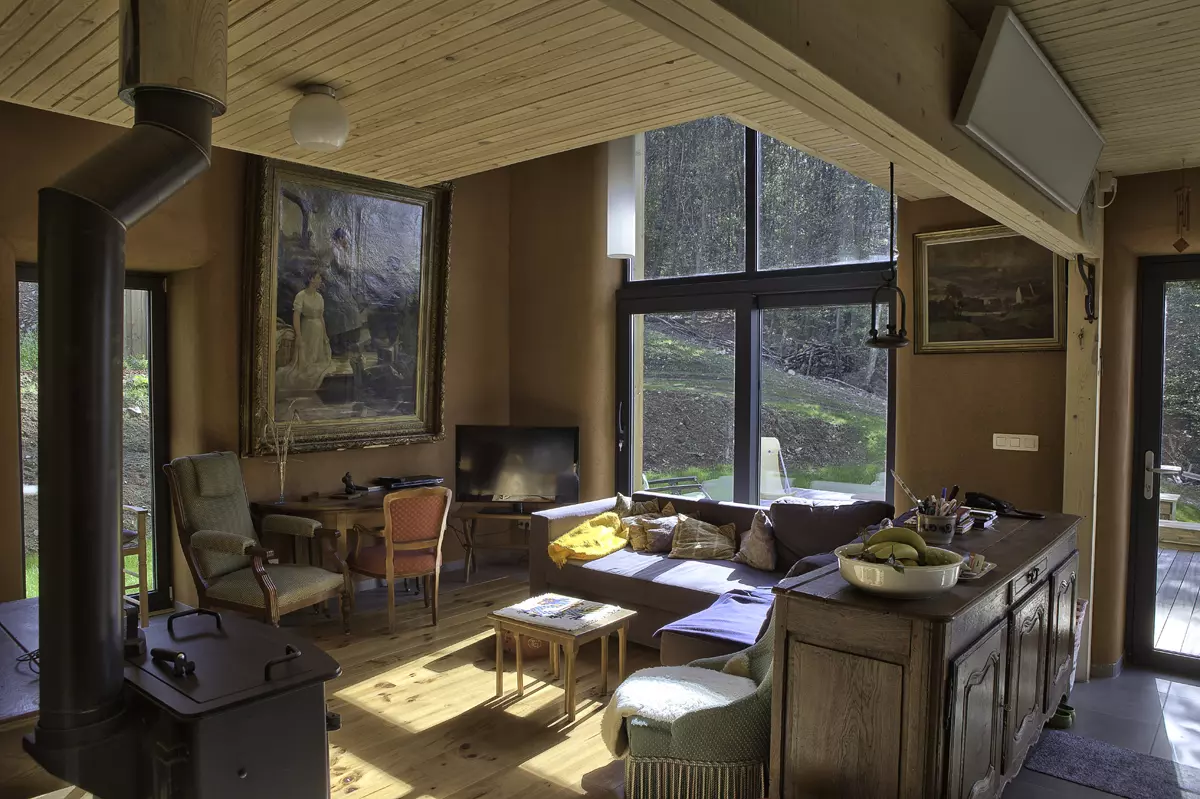 Stolarijaialuminijskeogradetegaražnavrata,Kutina2