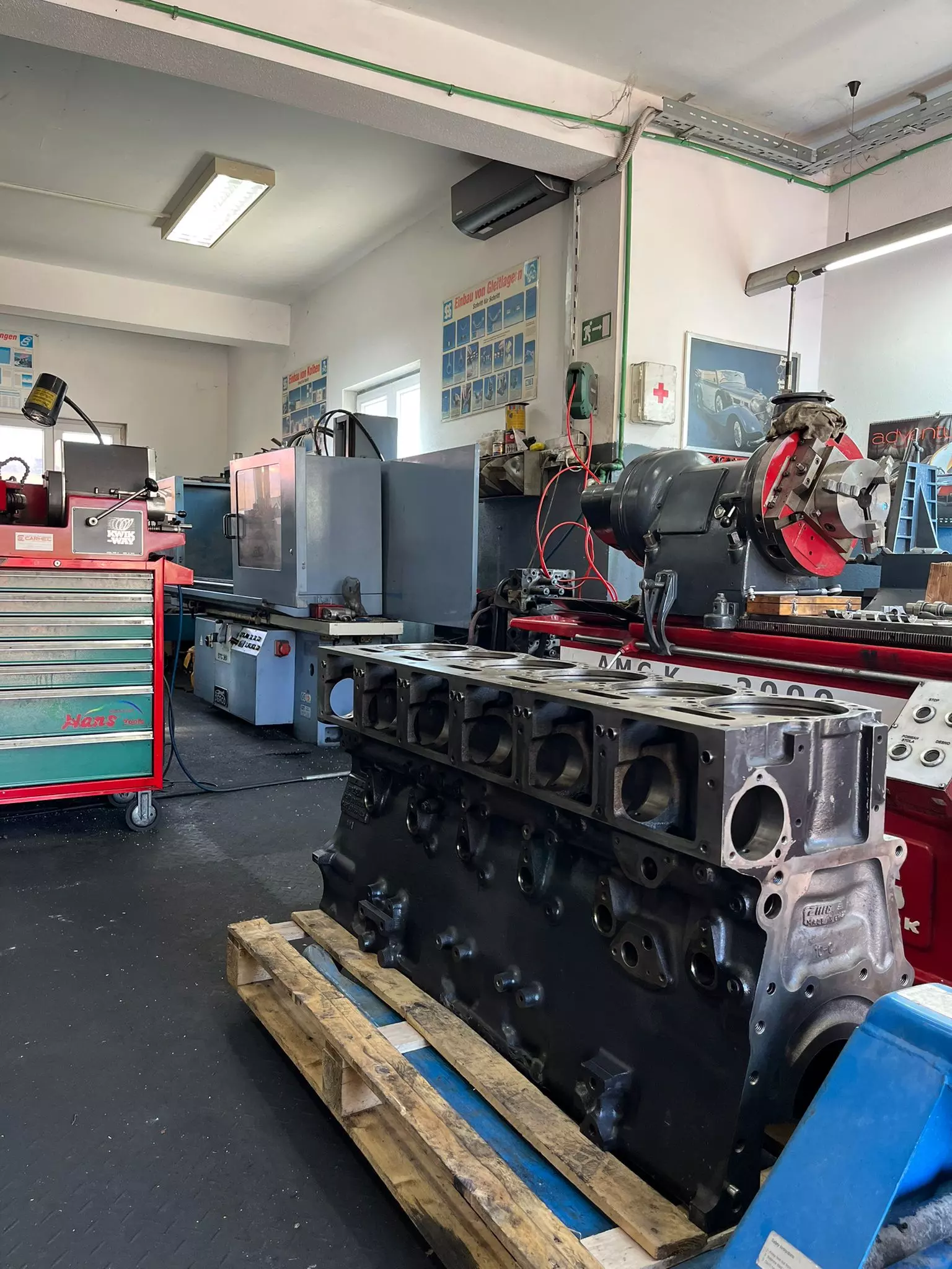 Strojnaobradaglavamotora