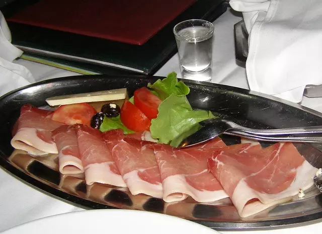 Suhomesnati proizvodi od svinjskog mesa Hrvatska 