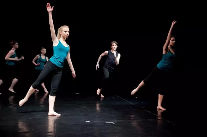 Suvremeniples,Zagreb3