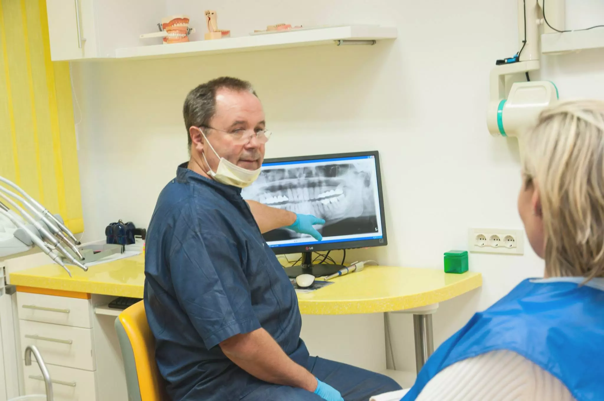 Implantologija i oralna kirurgija u Velom Lošinju, RH