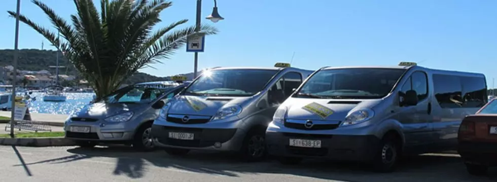 Taxiuzuslugeprijevozaitransferagrupa,Rogoznica Taxiuzuslugeprijevozaitransferagrupa,Rogoznica